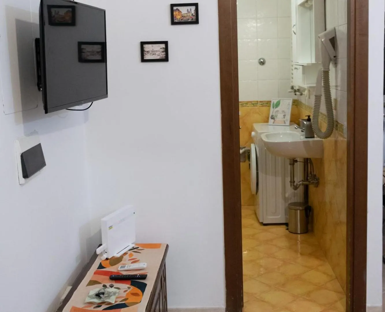 Casa Di Roberto - Metro E Servizi A Due Passi! Rome